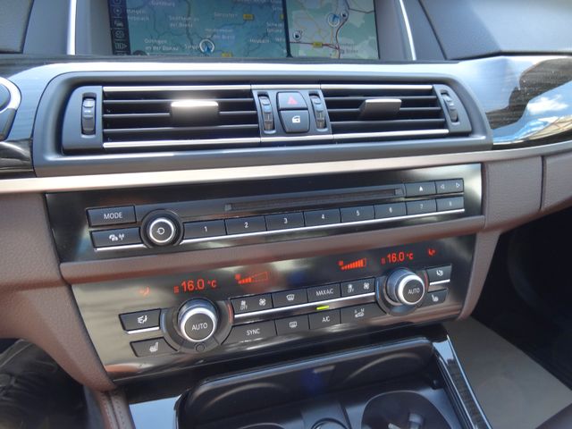 Fahrzeugabbildung BMW 535i xDrive/M-Paket/1.Hd/HUD/GSD/Soft/StH/
