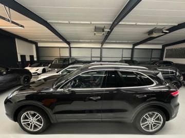 Porsche Cayenne - 5