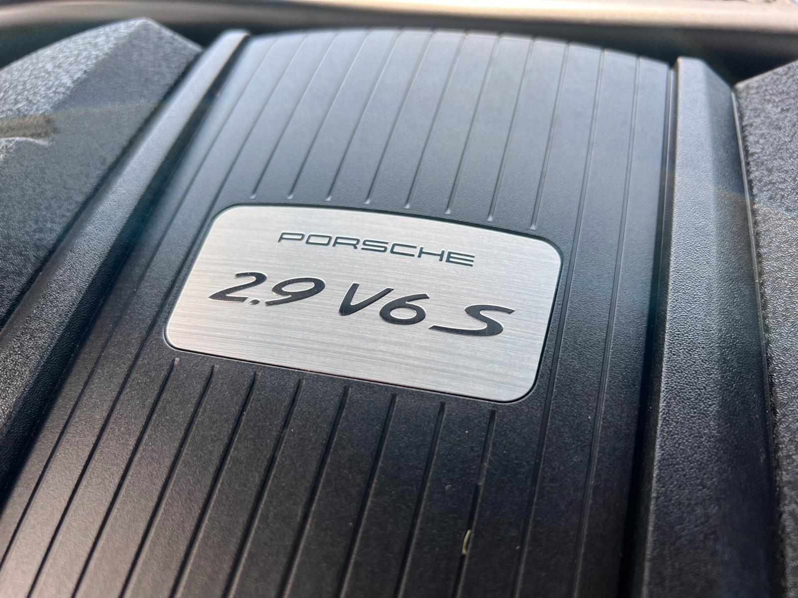 Porsche Macan S DE-FZG LUFT 75L AHK 21" RS APPROVED MWST