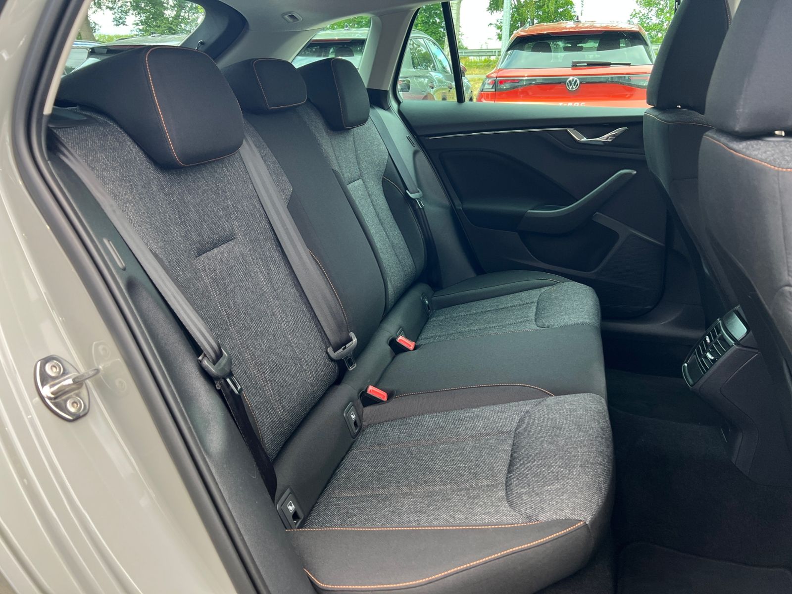 Fahrzeugabbildung SKODA Scala Ambition Clever 1.0 TSI *AHK, LED, Smart L