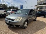 Ford FORD - Fiesta - 1.4 TDCi 5p. Ghia - Ford Fiesta aus 2002 mit Diesel-Antrieb
