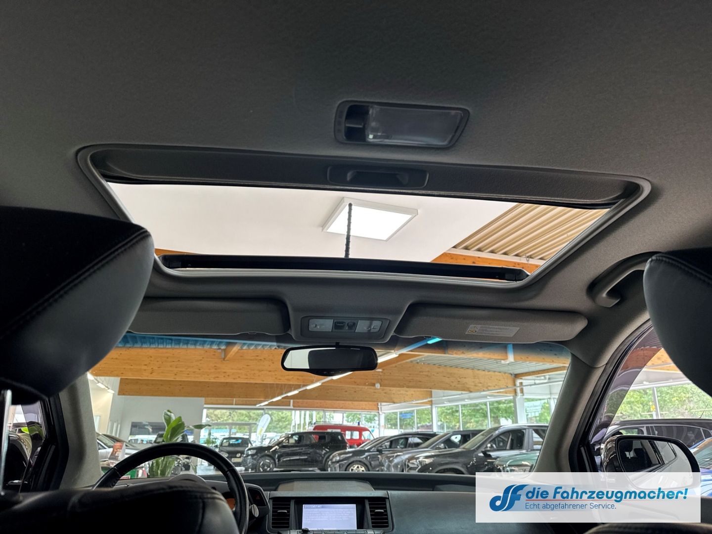Fahrzeugabbildung Nissan Murano 3.5 Navi Leder Memory Sitze Bose *EXPORT