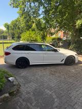 BMW M550d B&W, Softclose, StHzg, 4SHZ, Pano, TAUSCH - weiße BMW M550