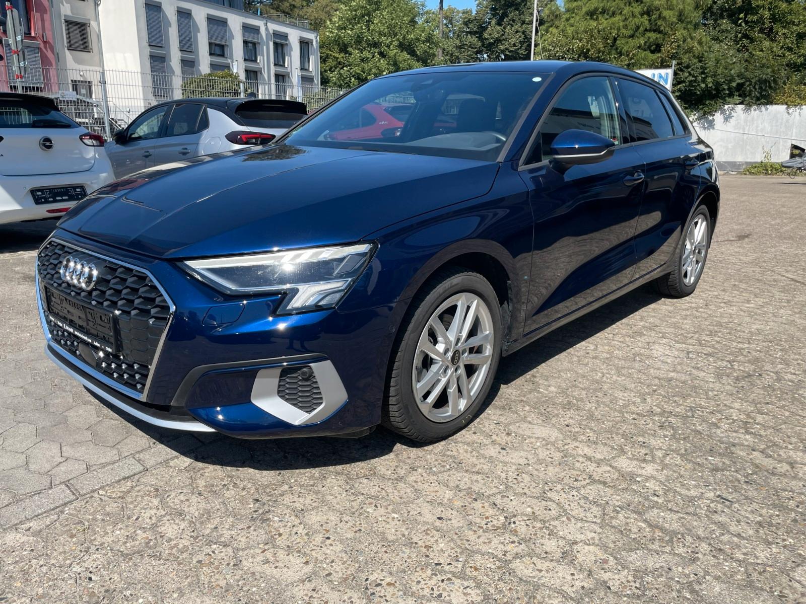 Audi A3 Sportback MildHyb Autom S-Line/advanced Sitzh
