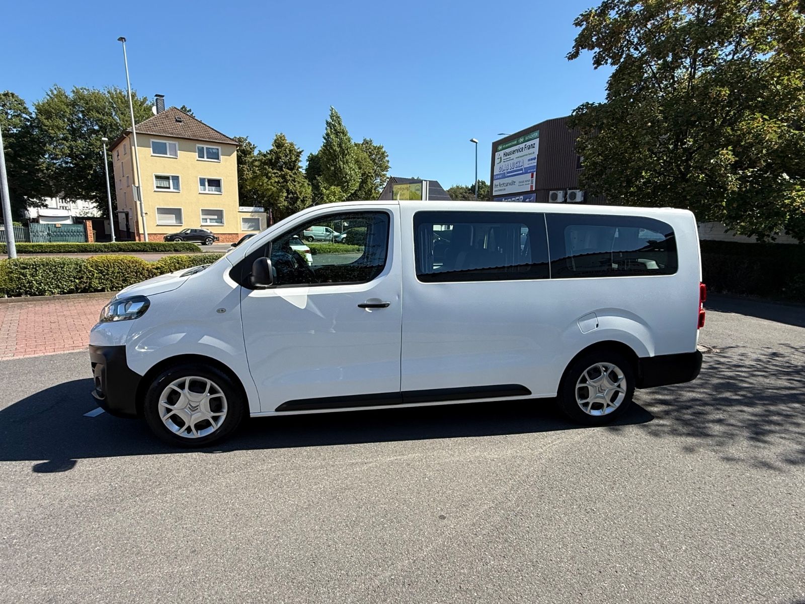 Citroën SpaceTourer Jumpy Lang 9 Sitzer AHK Klima 93TKM imagem 3