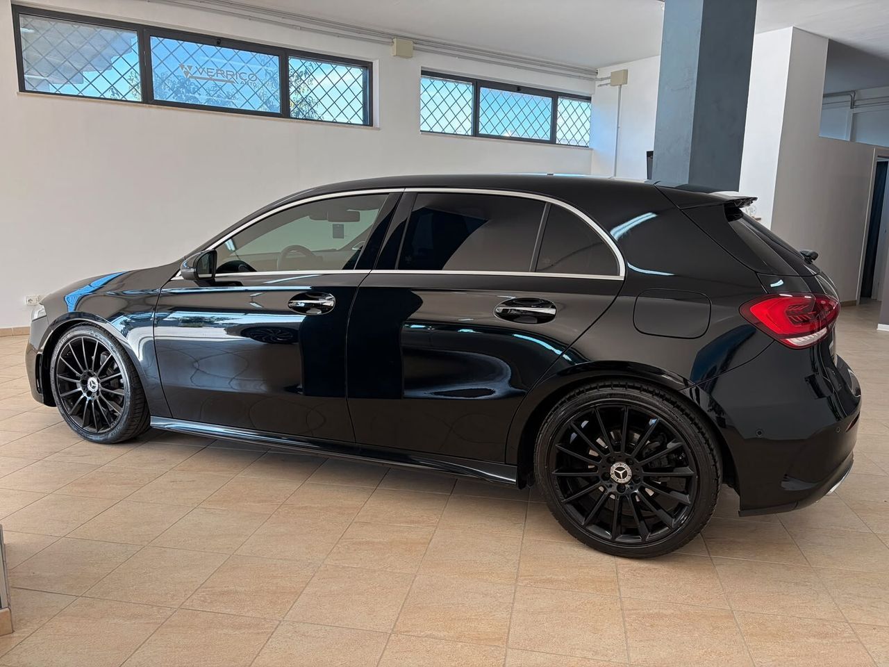 Mercedes-Benz Mercedes-benz A 180 d Automatic Premium imagem 3