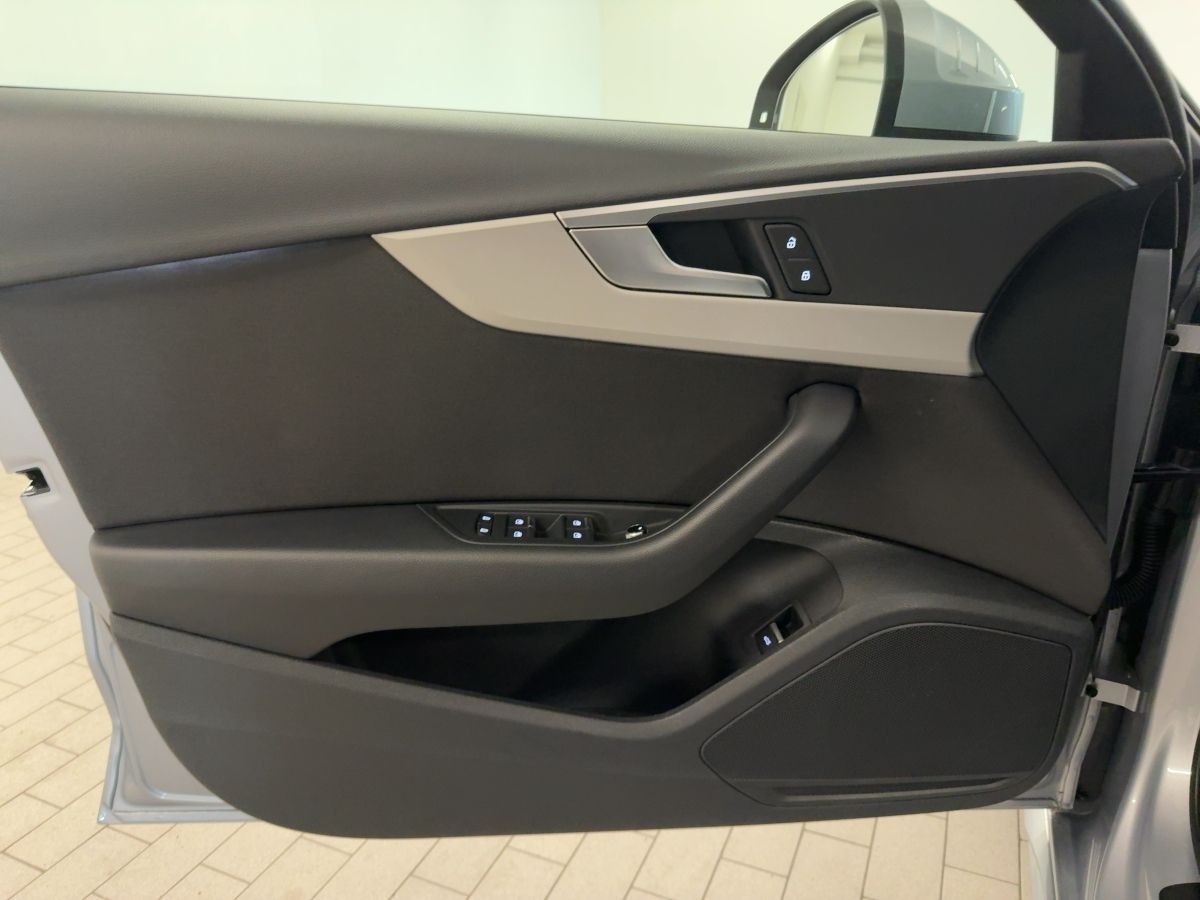 Audi A4 - Bild 17