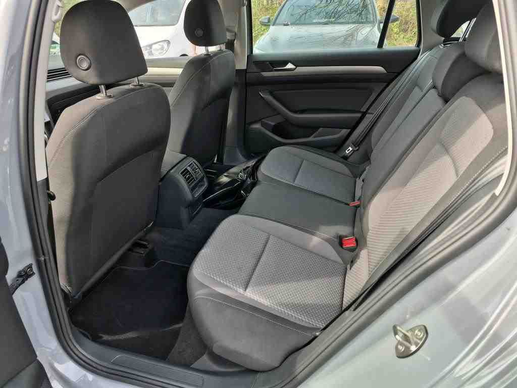 Volkswagen Passat Variant - Bild 9