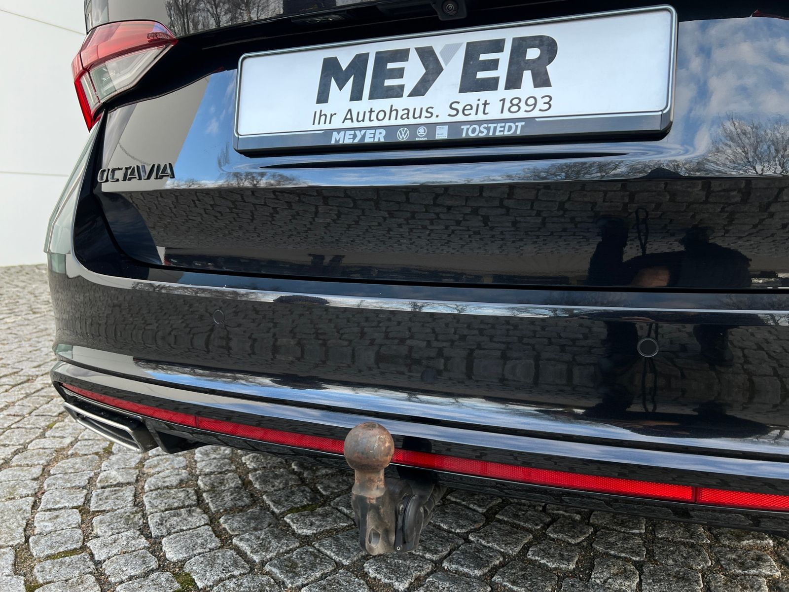 Fahrzeugabbildung SKODA Octavia Combi RS 2.0 TDI DSG *AHK, LED, ACC, 18'