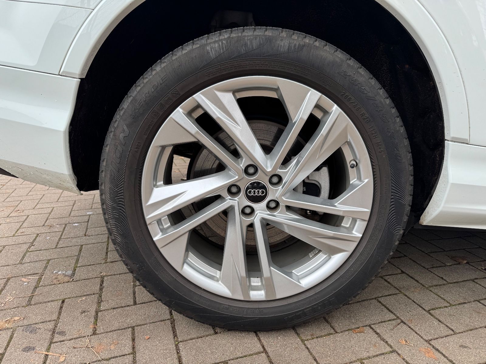 Fahrzeugabbildung Audi Q7 45 TFSI quattro tiptronic*MEMORY*PANO*7-SITZE