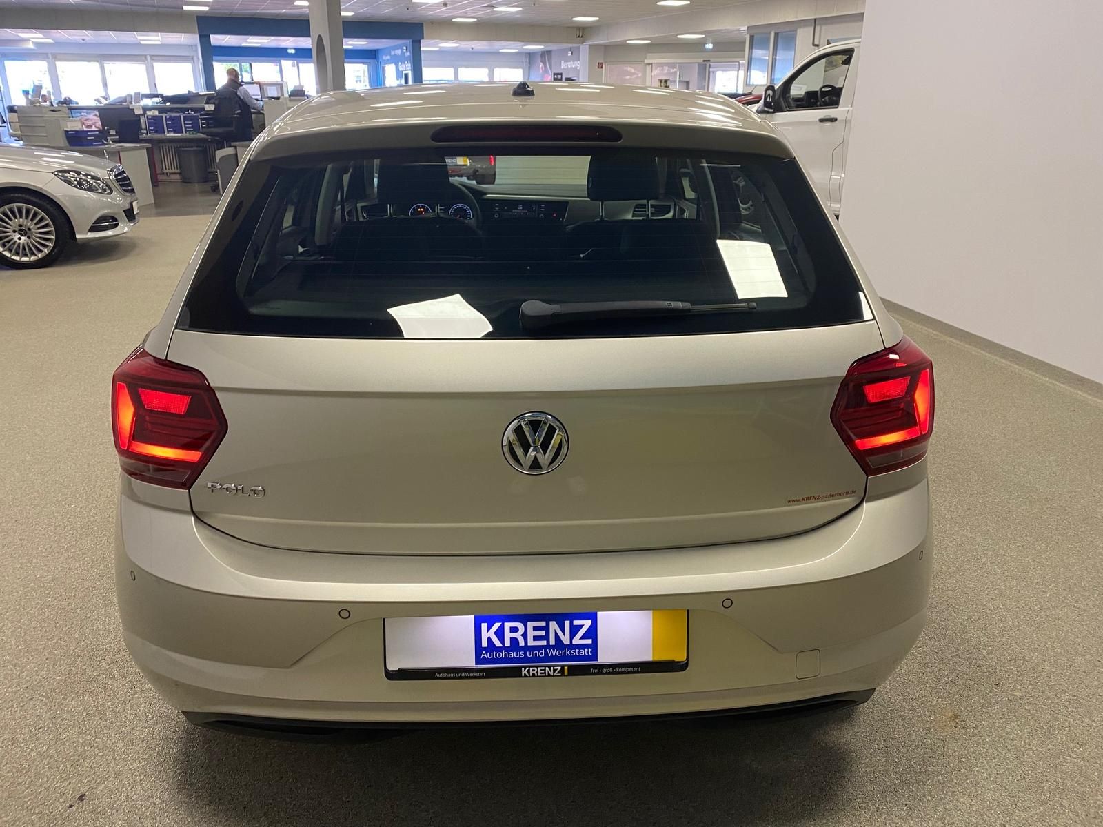 Fahrzeugabbildung Volkswagen Polo 1.0 TSI Comfortline PDC+SITZHEIZ+ALLWETTER+