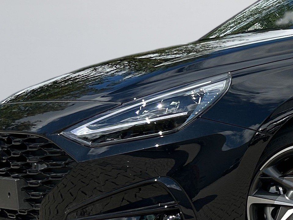 Fahrzeugabbildung Hyundai i30 FL KOMBI MY25 1.0T 6MT ADVANTAGE