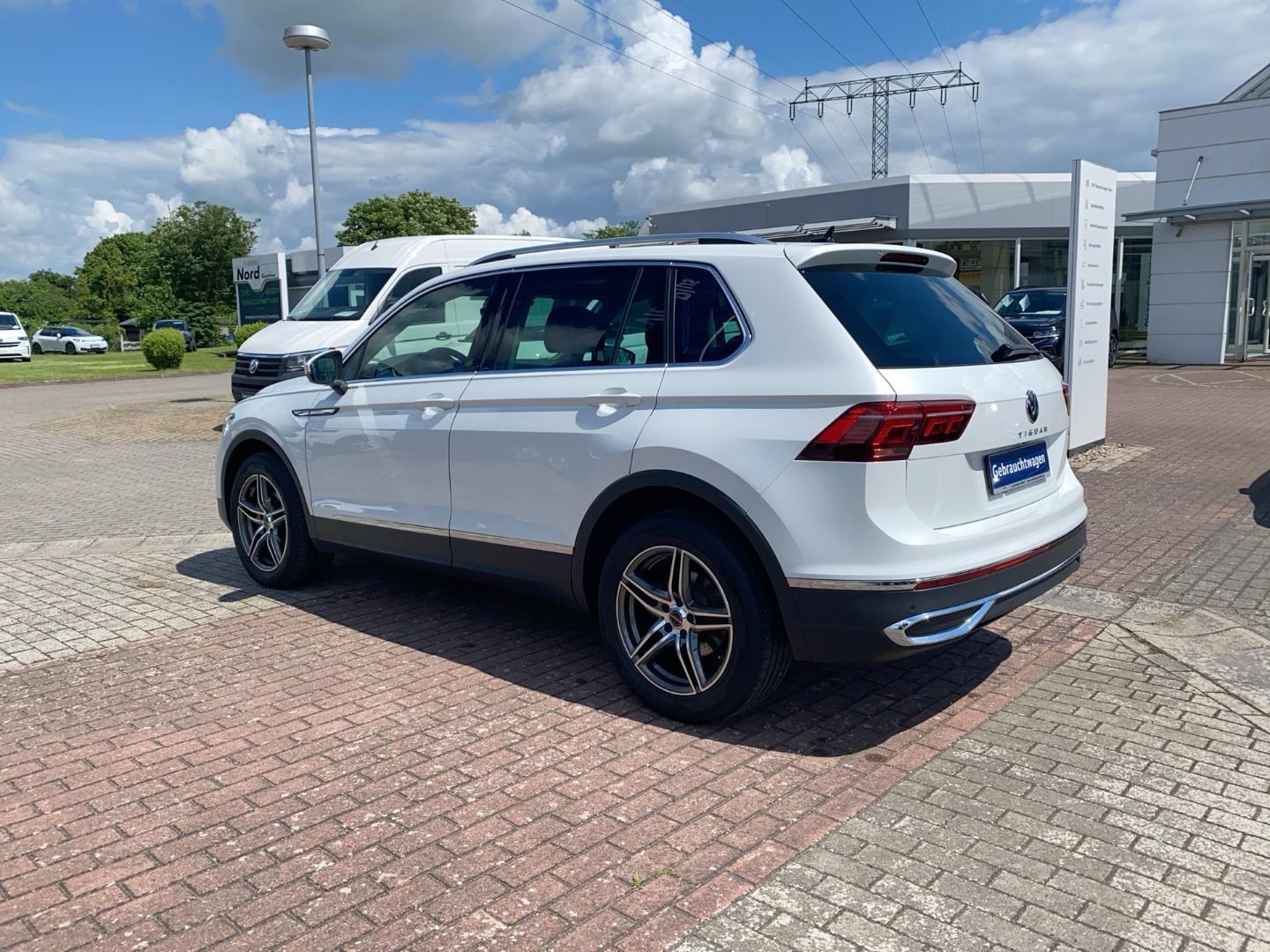 Volkswagen Tiguan Elegance 2.0 TDI DSG AHK 4Motion RFK