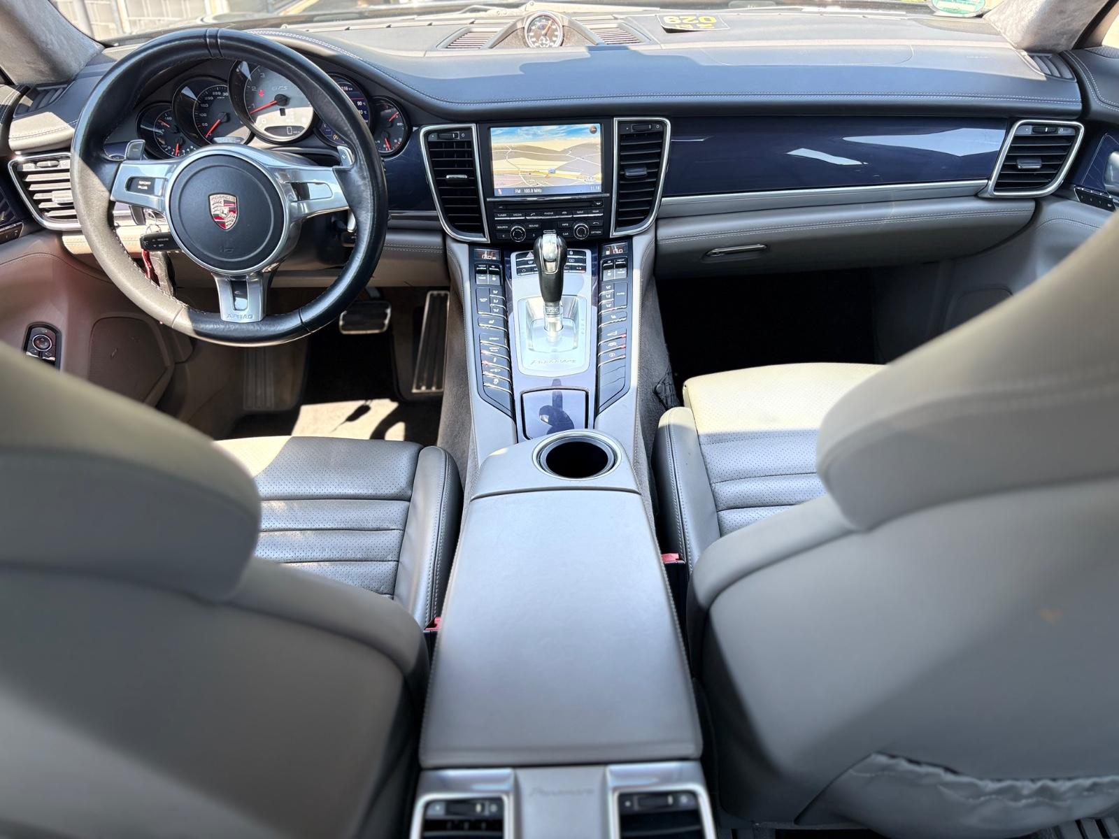 Porsche PANAMERA GTS*BOSE*SCHIEBEDACH*CHRONO*SPORTABGAS*