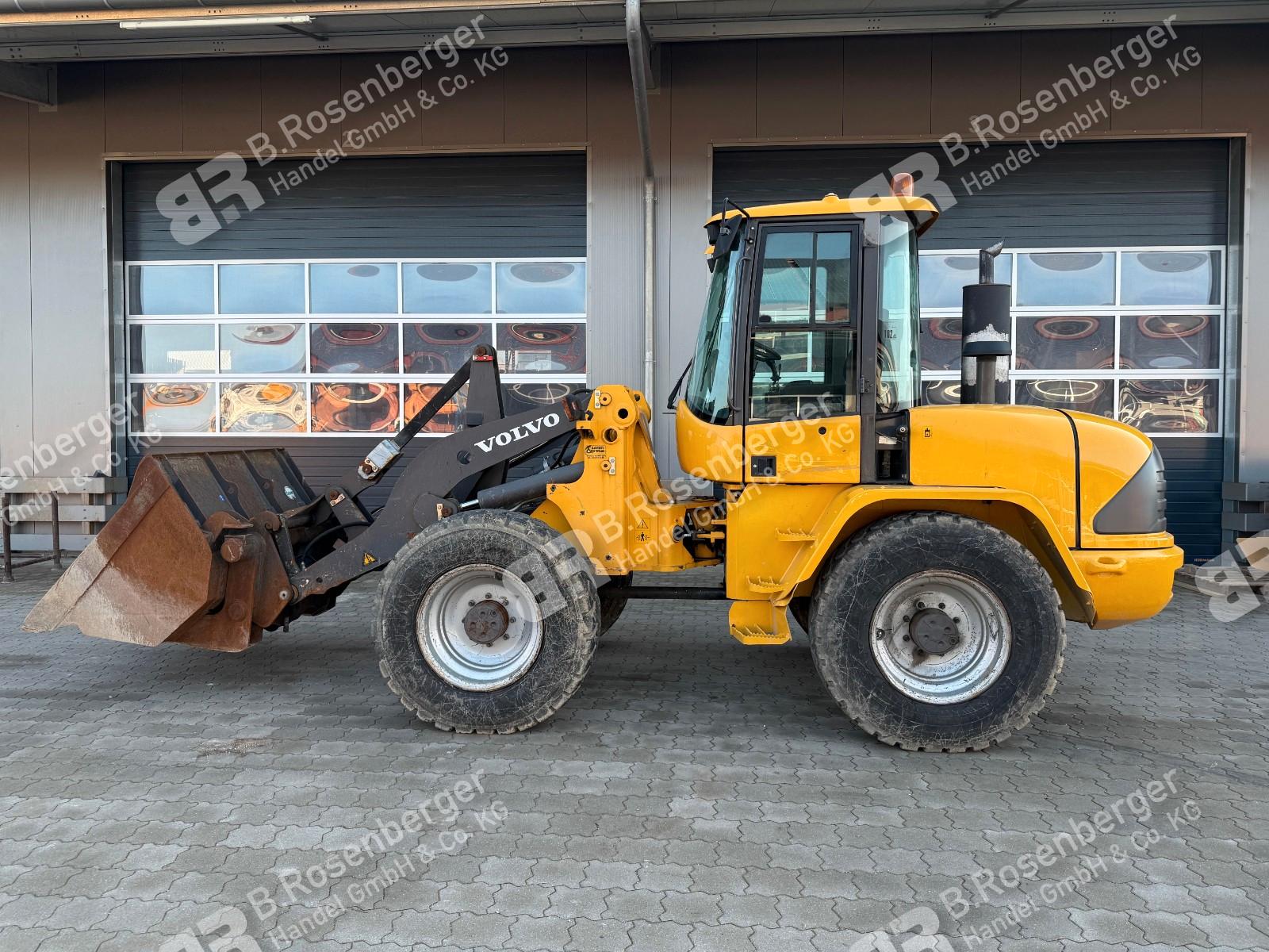 Volvo L40B Radlader / Bj 2011 / nur 3618h
