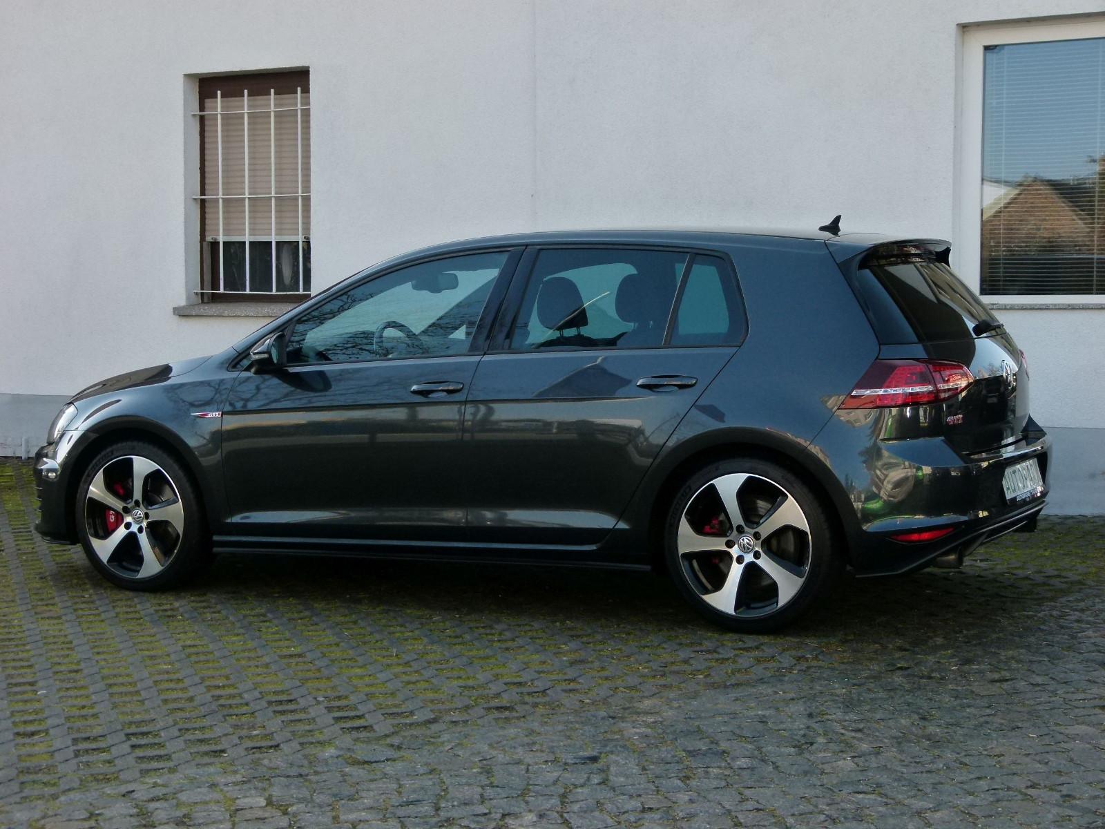 Volkswagen Golf VII GTI Performance Navi HU NEU +GARANTIE+
