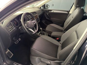 Volkswagen Tiguan - 8