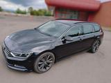 Volkswagen Passat Variant 1.8 TSI / AHK / NAVI / TÜV 2-2028 - Volkswagen Passat Variant: 1.8