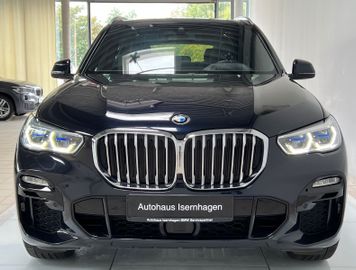 Fahrzeugabbildung BMW X5 xD30d M Sport Laser HUD Kamera Panorama H/K