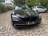 BMW 740 7 740 i-Schiebedach-Xenon-Softclose - BMW 740 mit Benzin-Antrieb: Limousine
