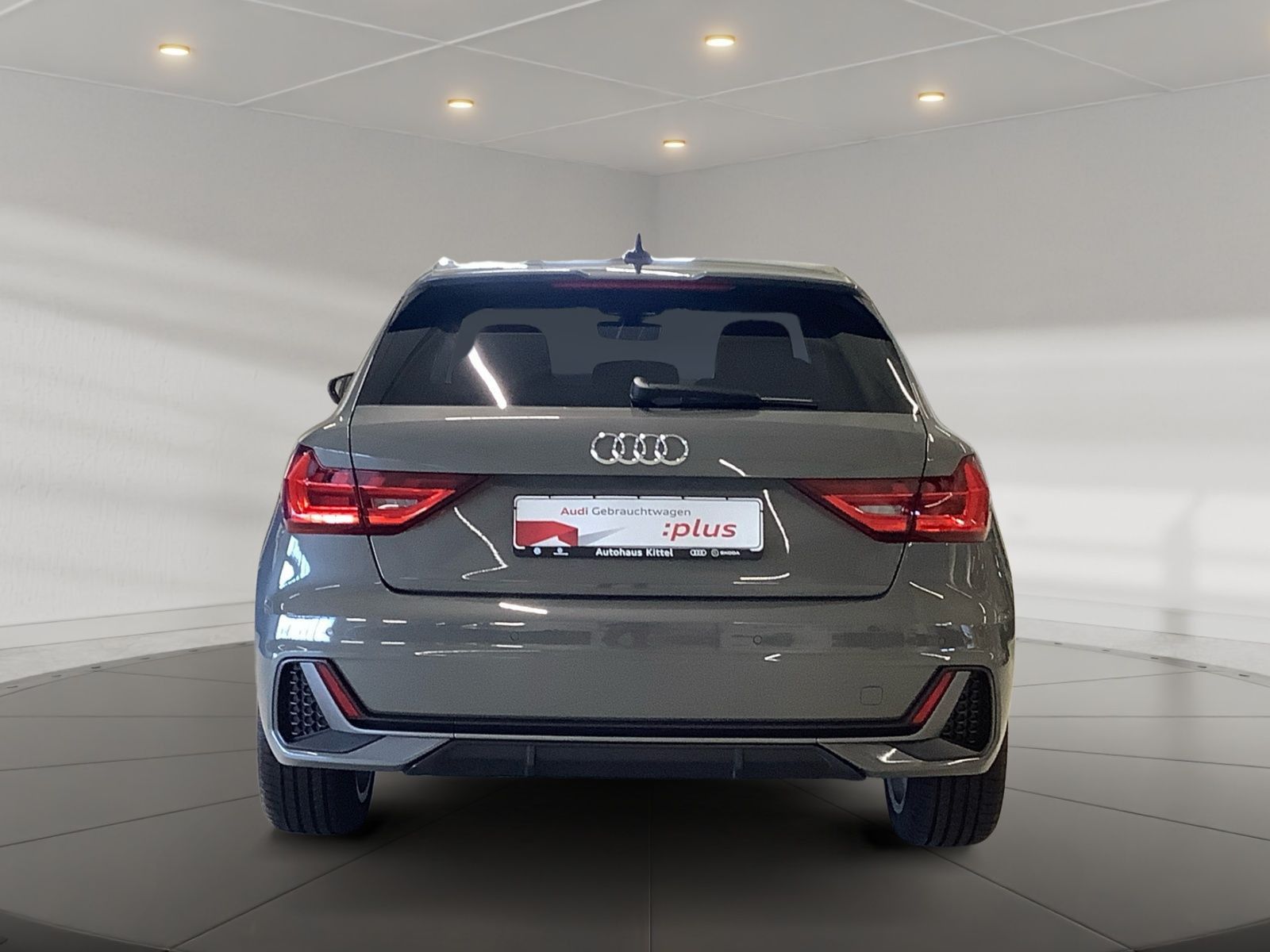 A1 Sportback S line 30TFSI S tronic,LED,Navi Plu