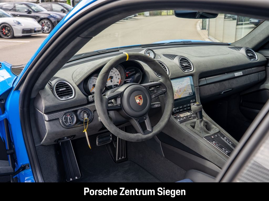 Porsche Cayman 718 GT4 RS