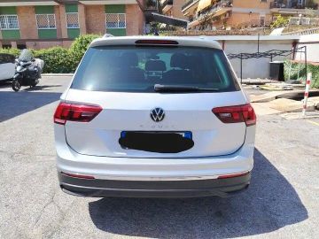 Volkswagen Tiguan - 6