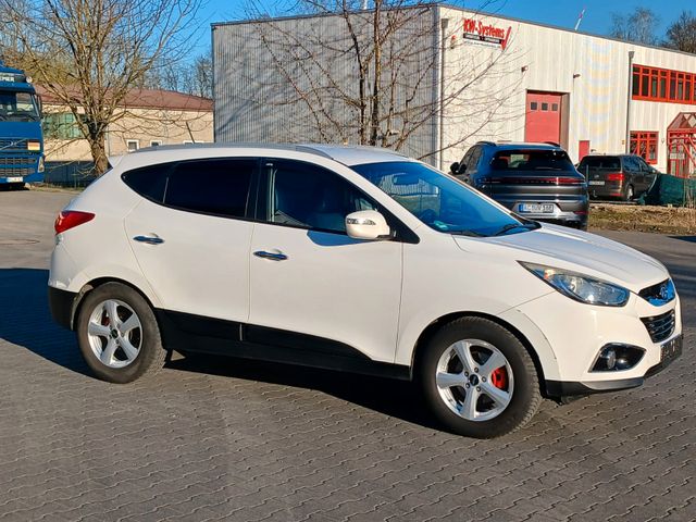 Hyundai ix35 AWD Automatik* 8-Fach* TÜV Neu*