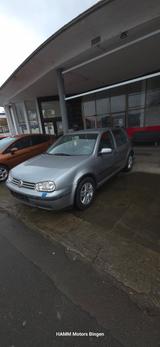 Volkswagen Golf 1.6 Special - Volkswagen Golf aus 2002: 1.6