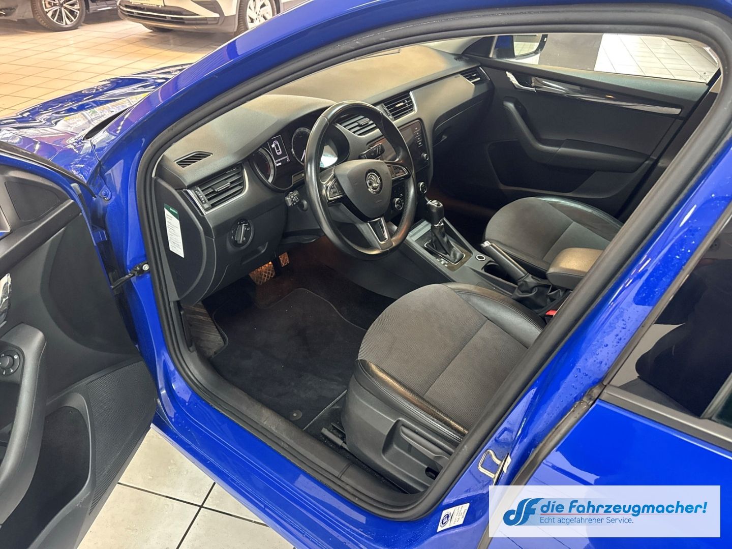 Fahrzeugabbildung SKODA Octavia Combi Style 1.6 TDI DPF Navi Sperrdiff.