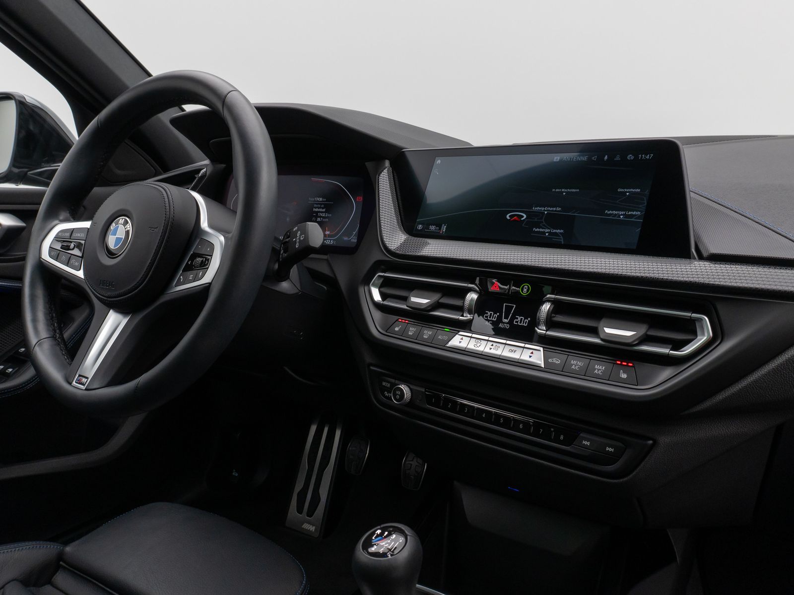 Fahrzeugabbildung BMW 118i M Sport DAB Panorama HiFi Adapt.LED Leder