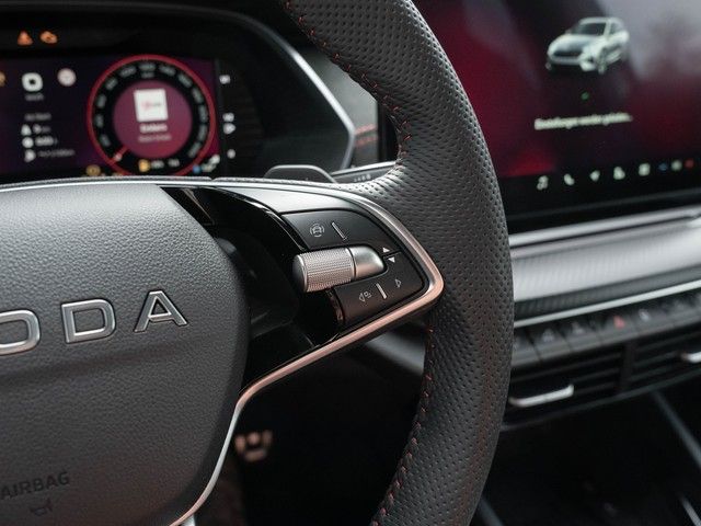 Octavia Combi 2.0 TSI RS DSG AHK+MATRIX+PANO+RFK