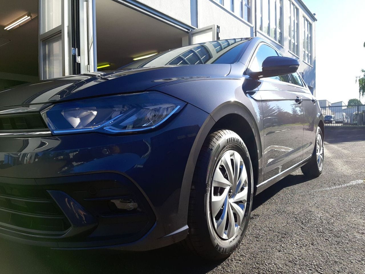 Fahrzeugabbildung Volkswagen Polo Life 1.0BT070 TSIM5F, AHK