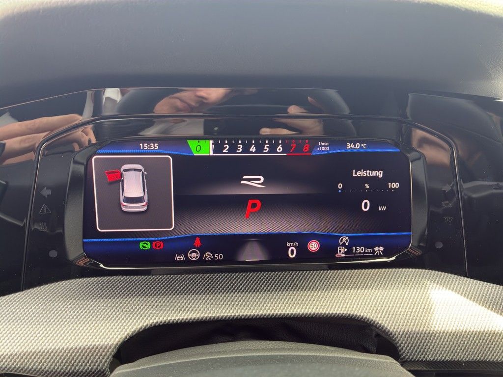 Volkswagen Golf Variant R 2.0 TSI 4Motion DSG Black Style foto 13