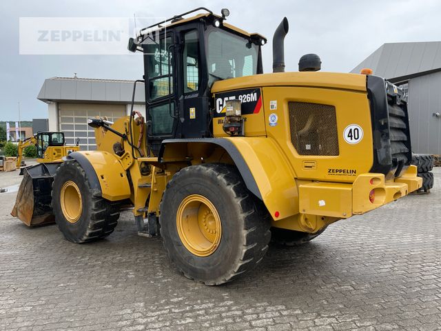 CAT 926M