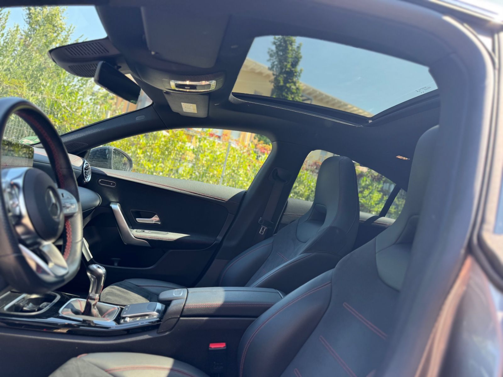 Mercedes-Benz CLA 200 AMG Styling-Paket Panorama foto 10