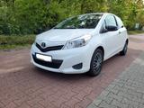 Toyota Yaris 1,33-l-Dual-VVT-i LED, TÜV 1A ZUSTAND !!!
