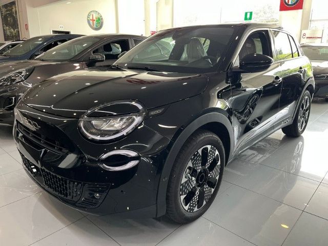 Другие FIAT 600 Hybrid 100 CV DCT MHEV La Prima