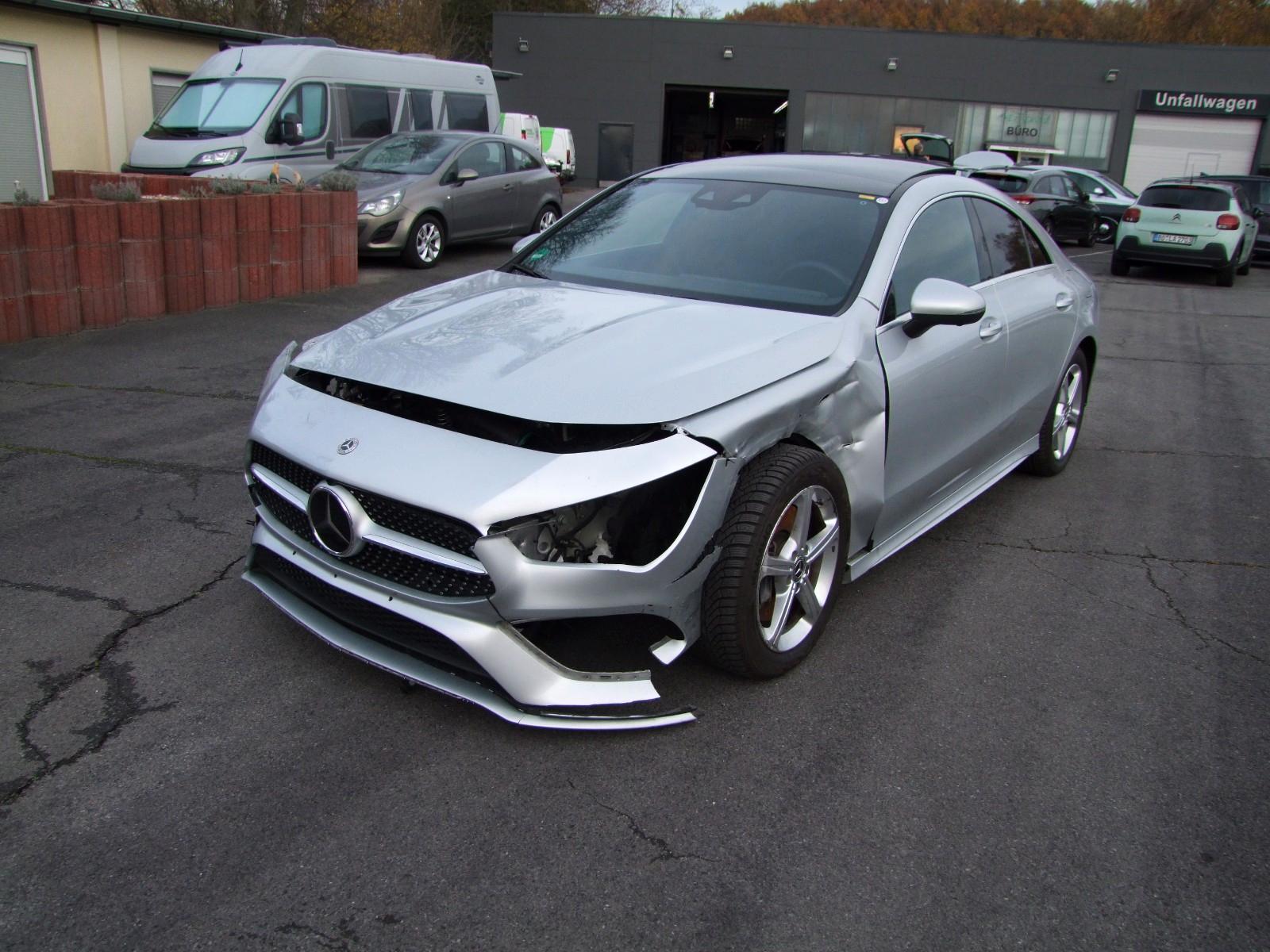 Mercedes-Benz CLA 250 CLA -Klasse CLA 250 e AMG