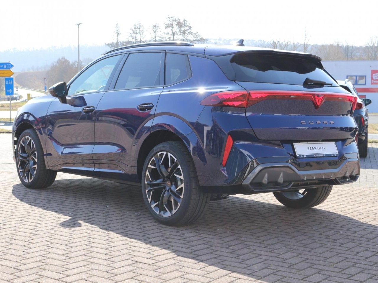 Fahrzeugabbildung CUPRA Terramar VZ 2.0 TSI DSG 4Drive