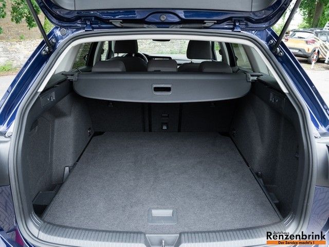 Golf VIII Variant Alltrack TDI DSG 4M. AHK Stdhz
