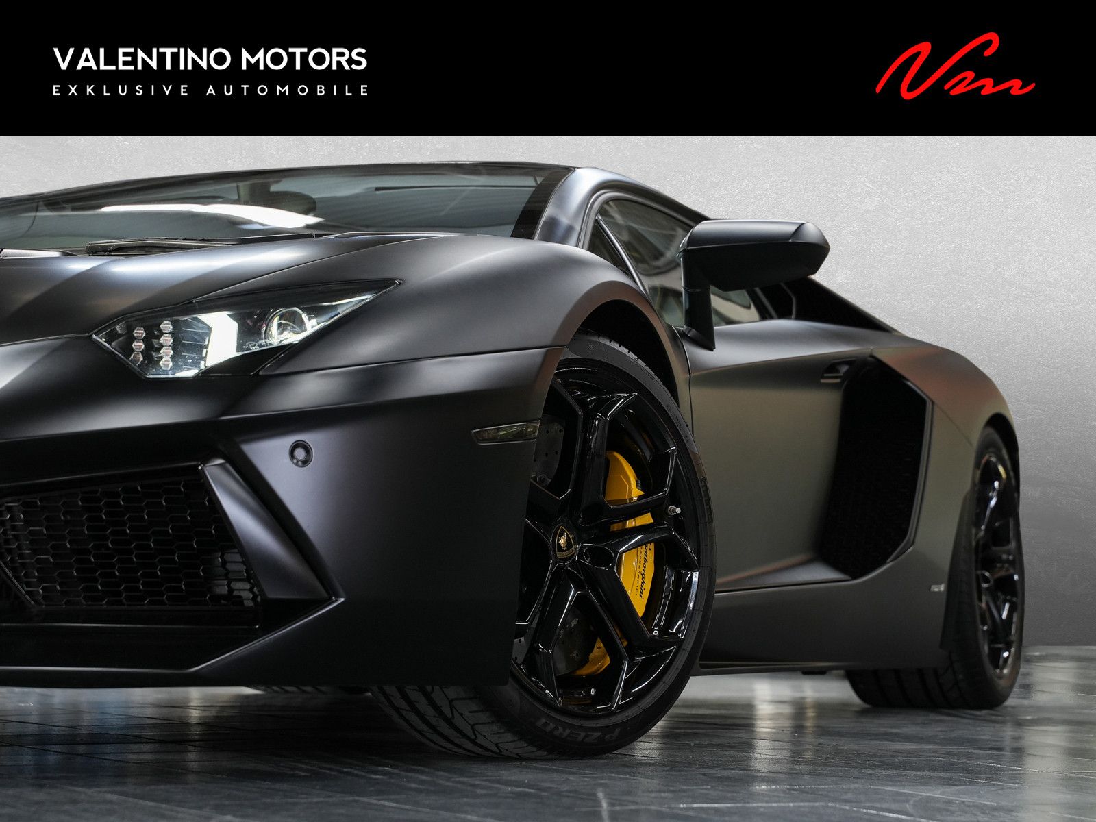 Fahrzeugabbildung Lamborghini Aventador LP700-4 - Nero Nemesis | Sport-AGA
