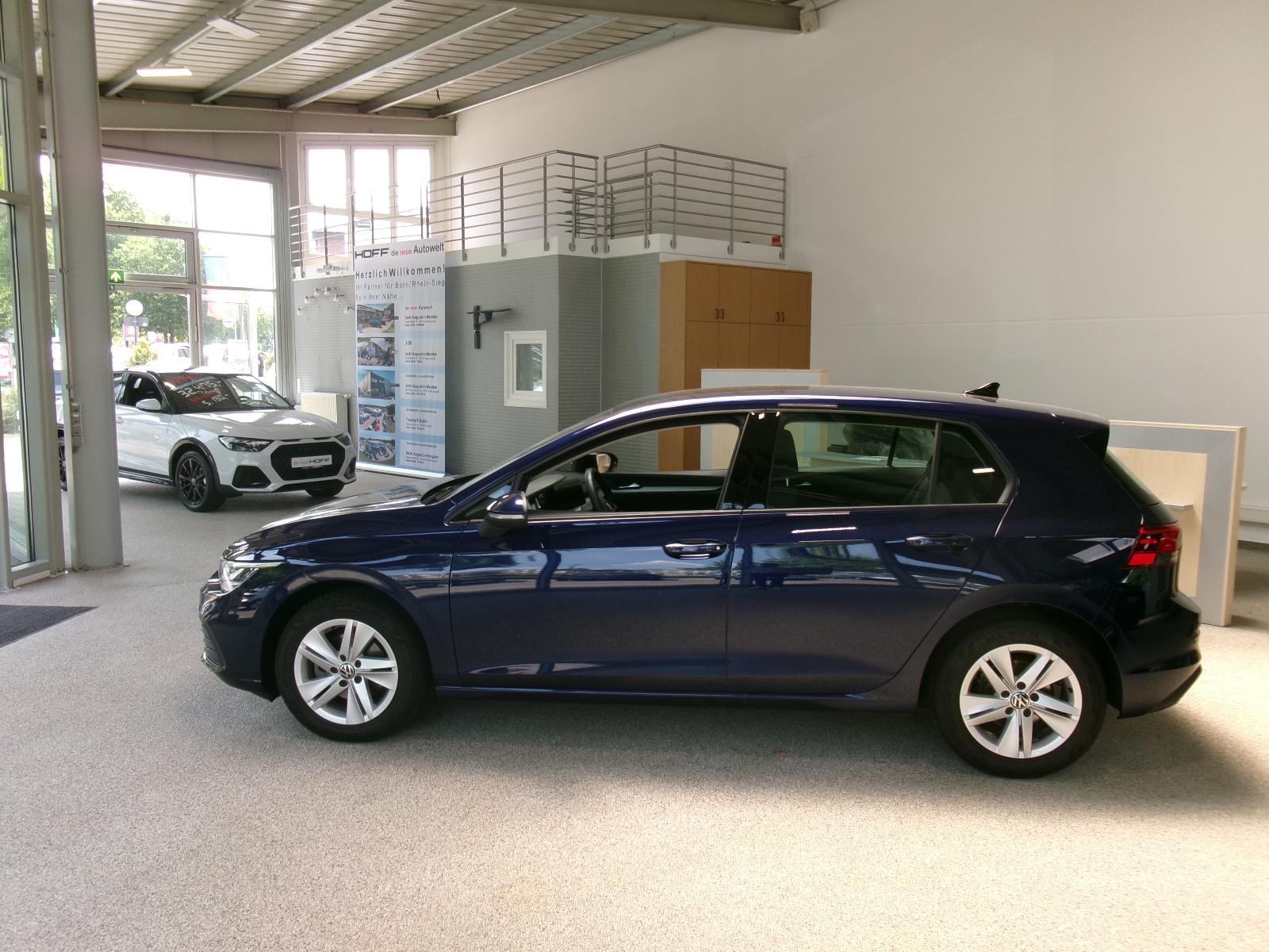 showroom-image-bottom