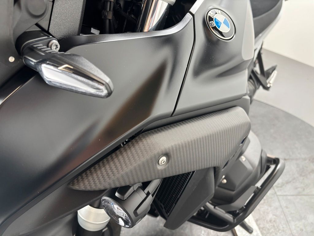 Fahrzeugabbildung BMW R1300 GS *HP-CORSE *VIEL ZUBEHÖR *TOP-ZUSTAND