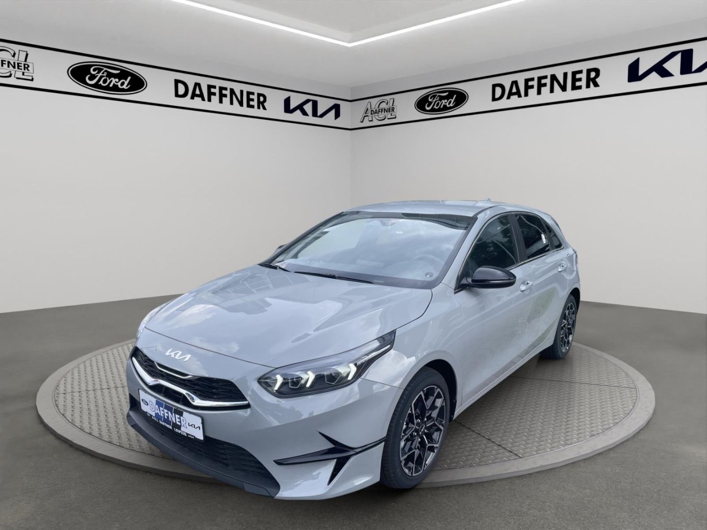 Fahrzeugabbildung Kia Ceed Nightline JBL Kamera Tempomat SpurhalteASS