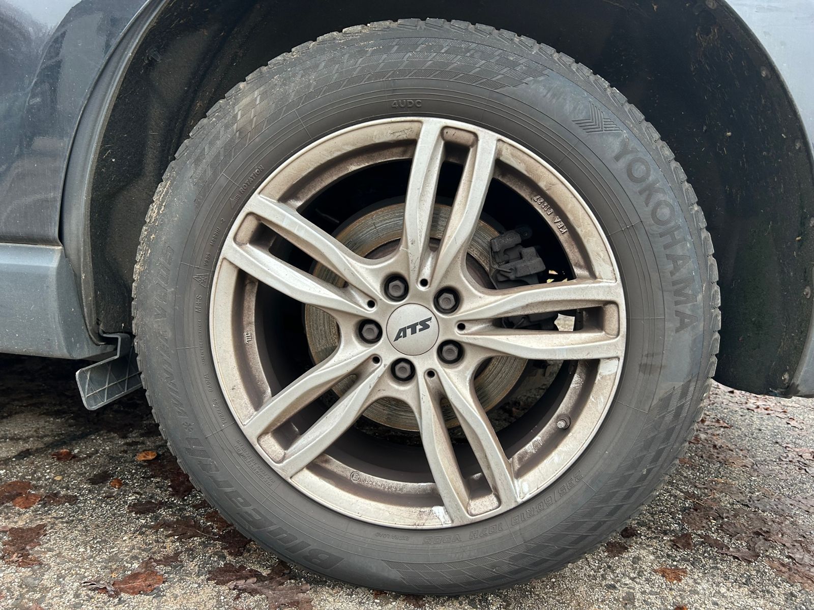 Fahrzeugabbildung Ford Edge 2.0 4x4 Aut. Titanium AHK MOTORSCHADEN