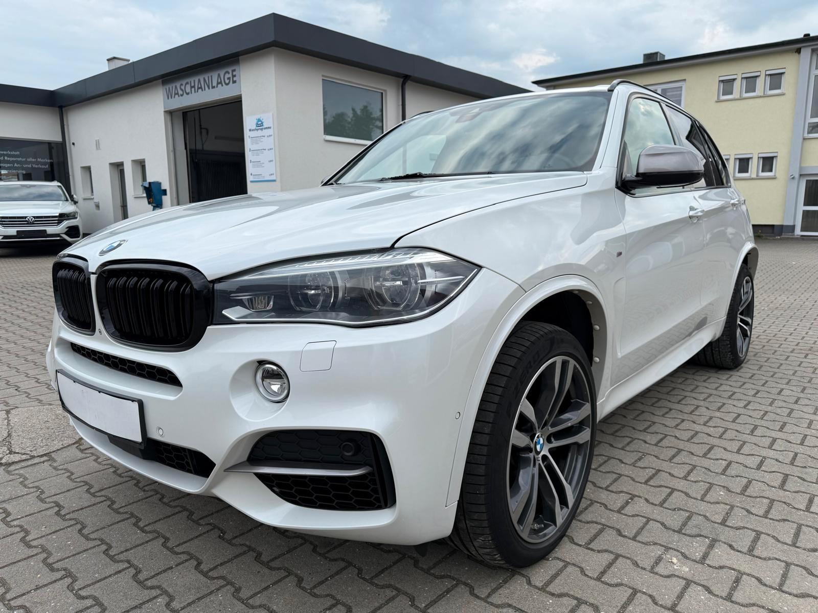 BMW X5 M50 d VOLL PANO LEDER SHZ SCHECKHEFT