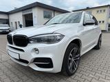 BMW X5 M50 d VOLL PANO LEDER SHZ SCHECKHEFT - BMW X5 mit Diesel-Antrieb: Kombi