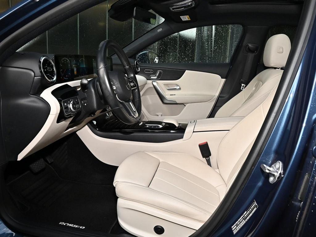 Mercedes-Benz A 250 Limo Progressive PANO MULTIB. LED 360° SHZ