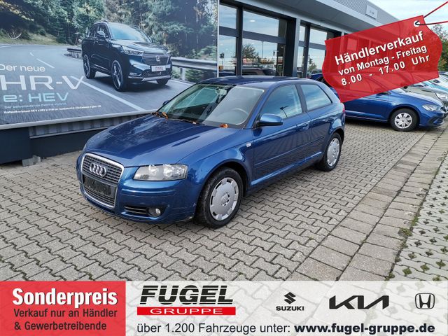 Audi A3 1.6 Attraction Klimaautomatik